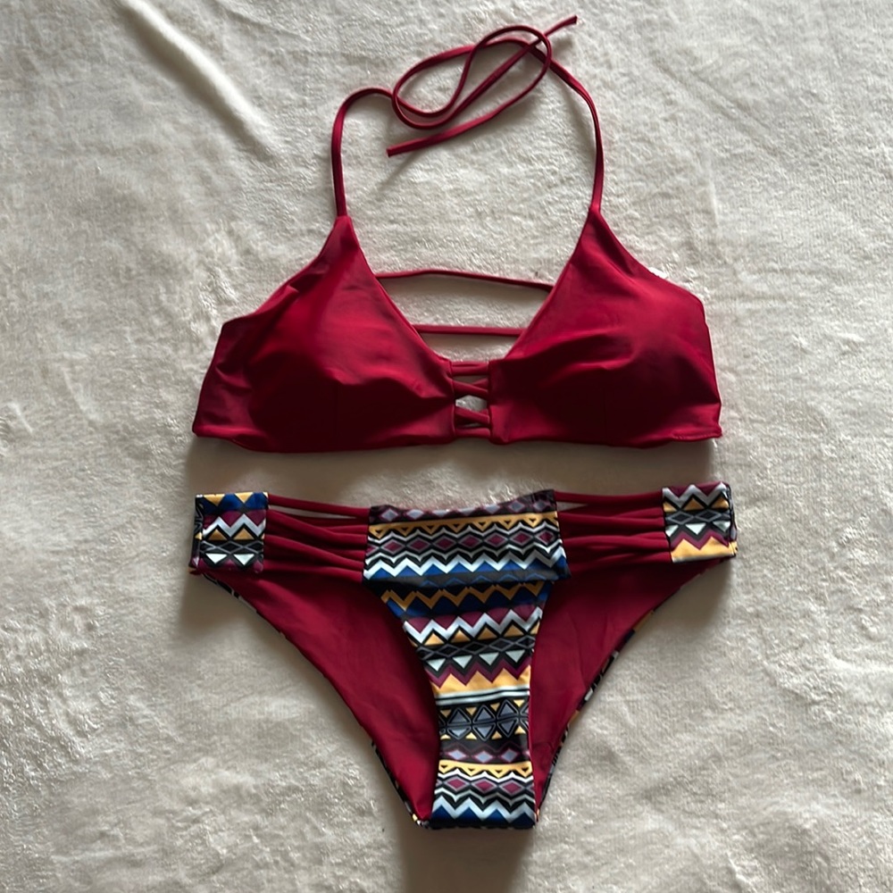 REVERSIBLE DEEP RED WINE COLORED Strappy Bikini in size XL.  New.
